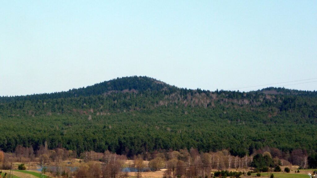 Góry Świętokrzyskie – Jaskinia Raj – Krzemionki – Bałtów – Baranów Sandomierski